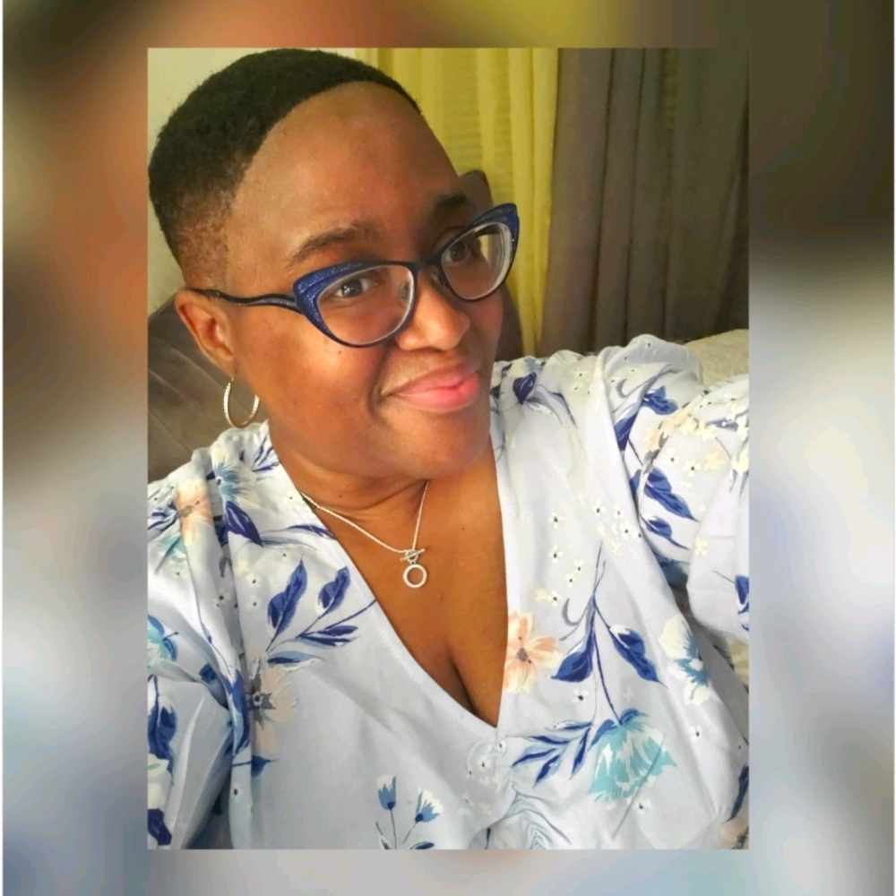 Meet your Posher, Sabrina